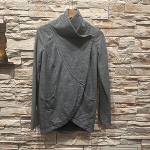 Lululemon That’s a Wrap Jacket, Color  Gray, Size 4